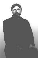 4. Вдруг родственники передали фотографию деда - Ивана Григорьевича Платунова... Долго вглядывалась в глаза и почувствовала что-то родное-родное! Понравилась причёска, волосы на прямой ряд спереди. И какие ручищи огромные и длинные пальцы, натруженные, п